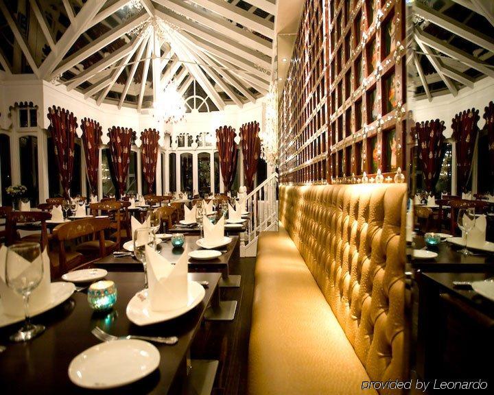Fines Bayliwick Hotel 브랙넬 외부 사진