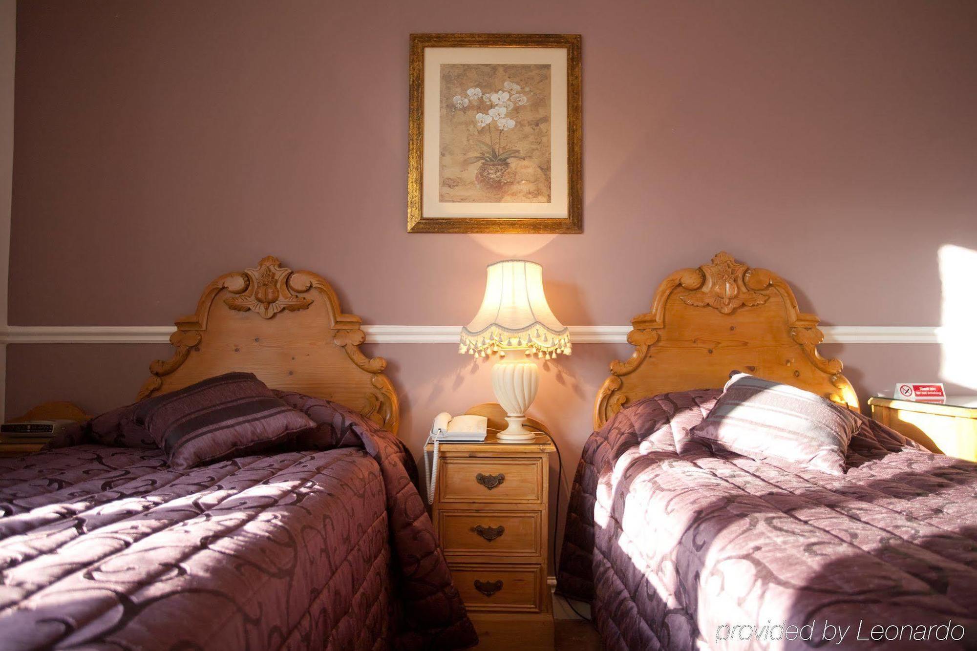 Fines Bayliwick Hotel 브랙넬 외부 사진