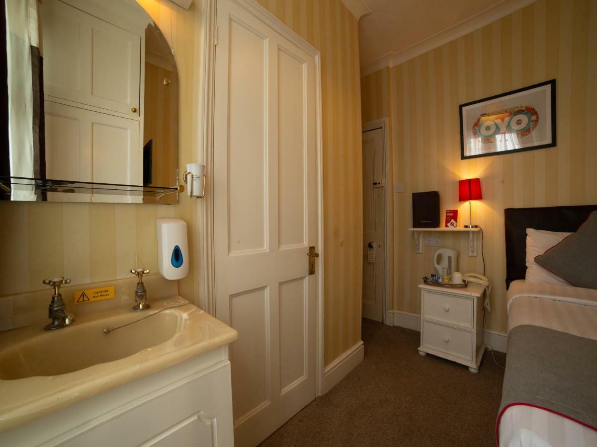 Fines Bayliwick Hotel 브랙넬 외부 사진