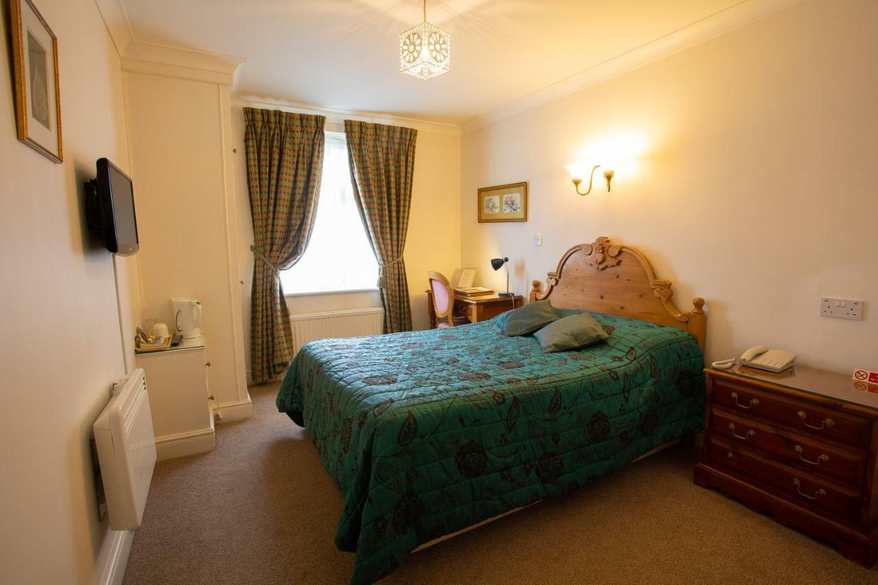 Fines Bayliwick Hotel 브랙넬 외부 사진