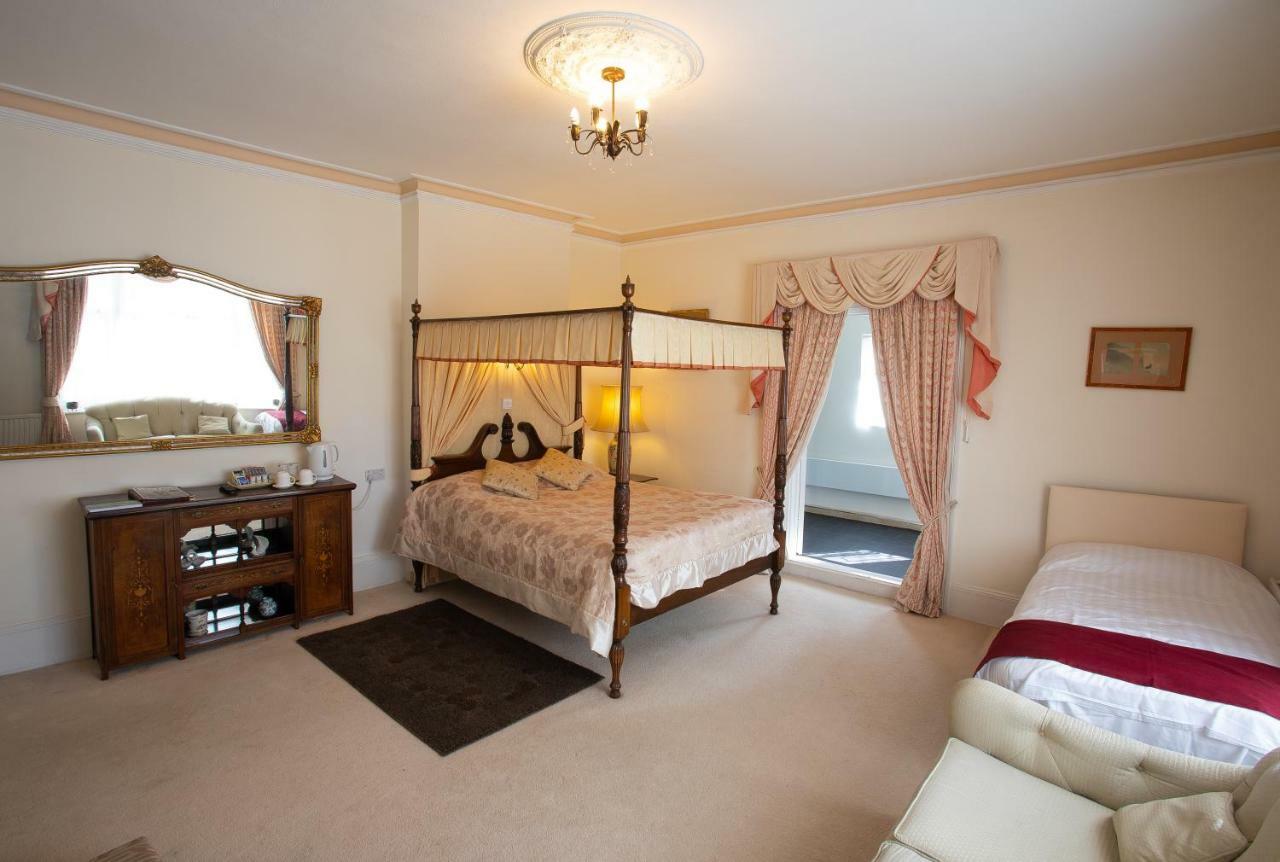 Fines Bayliwick Hotel 브랙넬 외부 사진