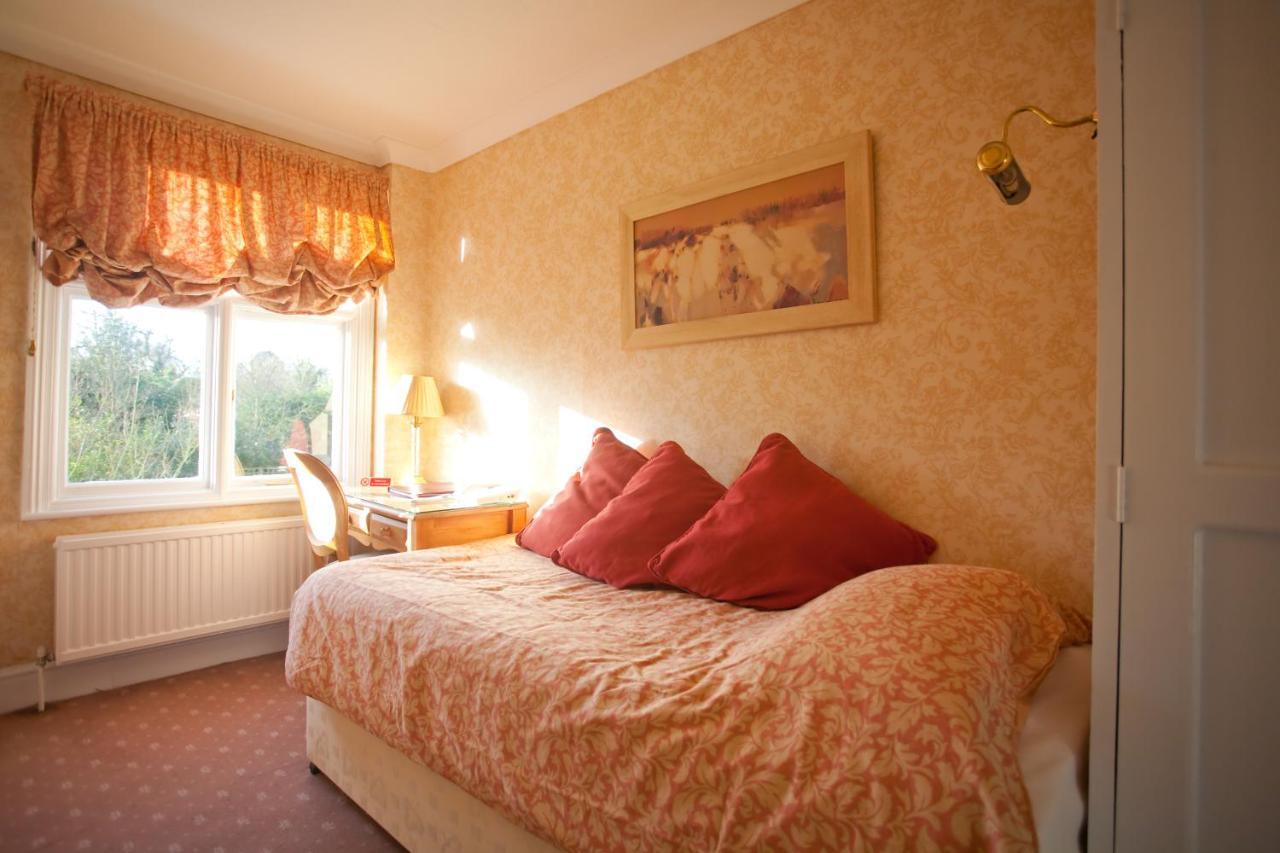 Fines Bayliwick Hotel 브랙넬 외부 사진